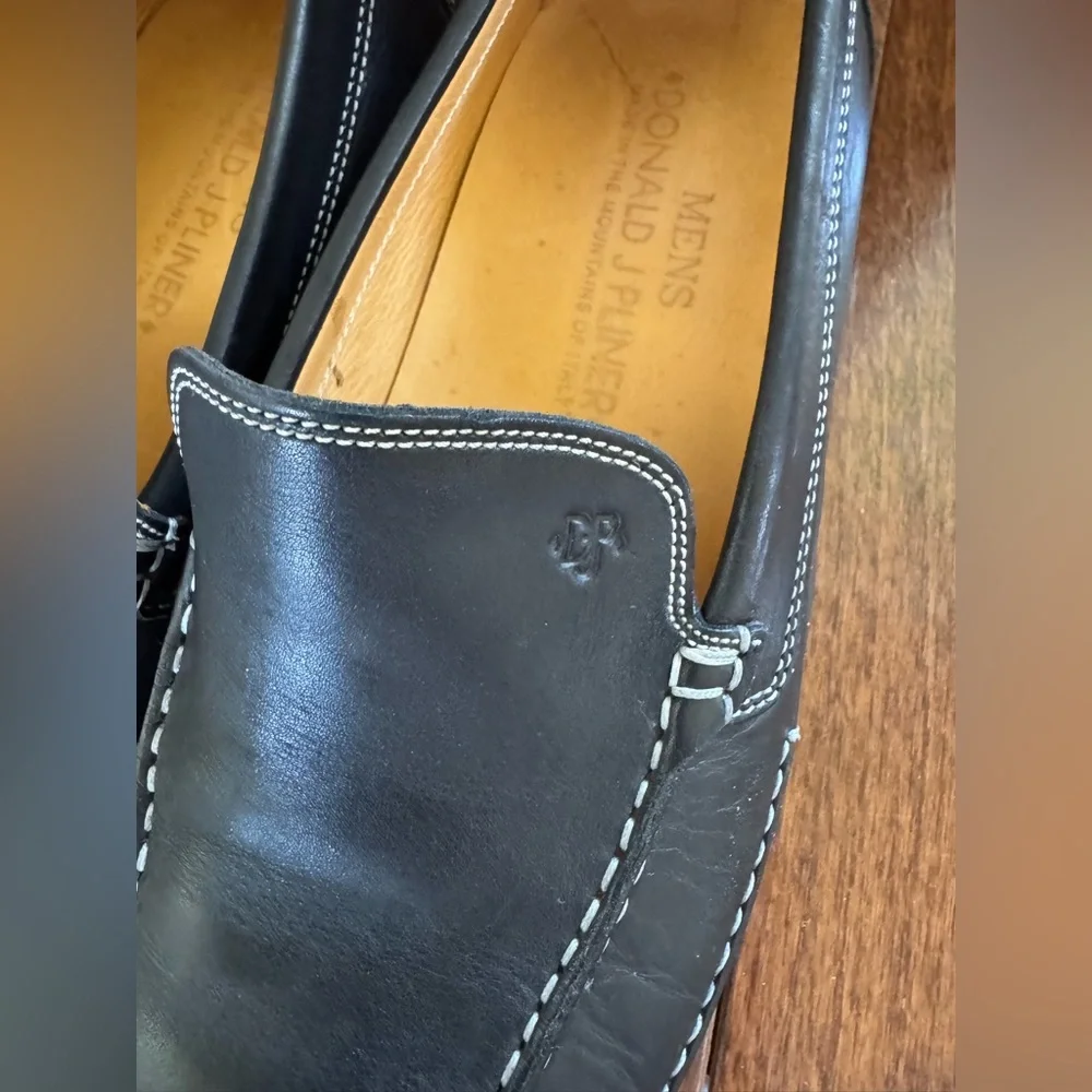 Donald J Pliner Men’s Eive Driver/ Loafer Size 9 Made in the Mountains of Italy